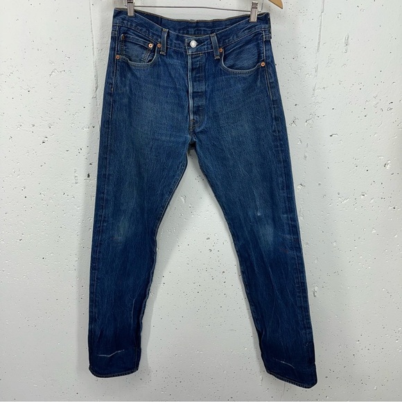 Levi’s Men’s 34 x 35 Button Fly 501 Straight Leg Jeans worked in distressed - Picture 1 of 15
